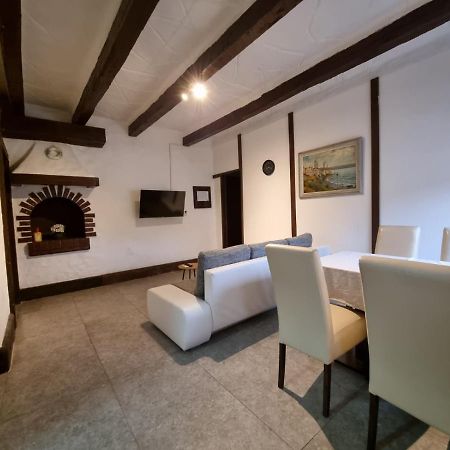Apartment Rino Rijeka Bagian luar foto