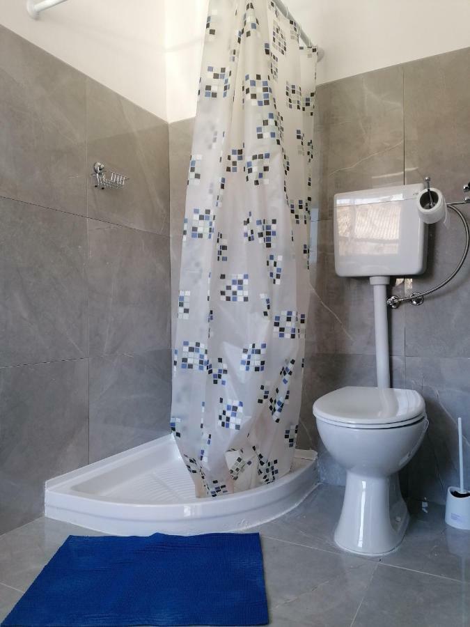 Apartment Rino Rijeka Bagian luar foto